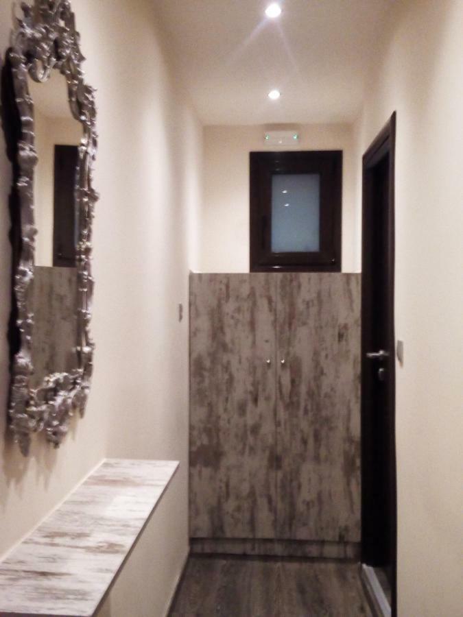 Lux Studio 1 雅典 外观 照片